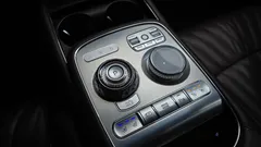 2022 Genesis G90 Gasoline 3.5 Turbo AWD — фото 9