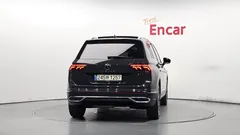 2021 Volkswagen Tiguan 2.0 TDI 4Motion Prestige, серый — фото 4
