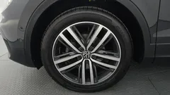 2021 Volkswagen Tiguan 2.0 TDI 4Motion Prestige, серый — фото 5