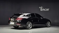 2023 Genesis G70 Gasoline 2.0T 4WD — фото 2