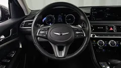 2023 Genesis G70 Gasoline 2.0T 4WD — фото 13