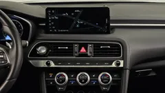 2023 Genesis G70 Gasoline 2.0T 4WD — фото 14