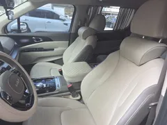 2023 Kia Canival Gasoline 9-Seater Hi-Limousine — фото 7