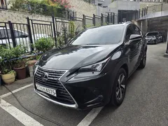 2021 Lexus NX Supreme, чёрный — фото 2