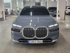 2023 BMW 7-Series 740i sDrive Design Pure Excellence — фото 3