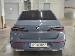 2023 BMW 7-Series 740i sDrive Design Pure Excellence — фото 4