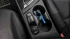 2021 Kia Niro 1.6 HEV, белый — фото 19