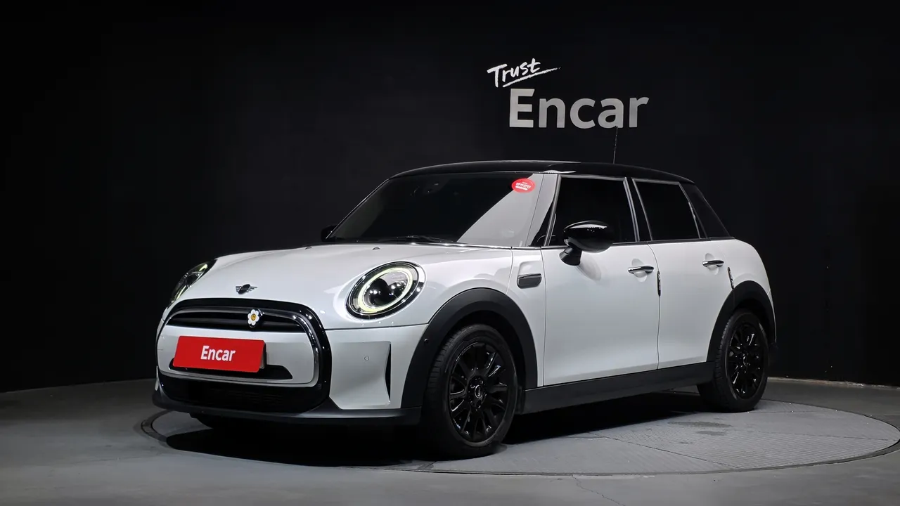 2024 Mini Cooper 5Door Classic