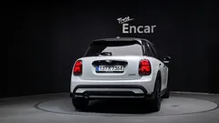 2024 Mini Cooper 5Door Classic — фото 4