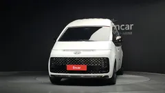 2022 Hyundai Staria Lounge 7-Seater — фото 3