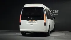 2022 Hyundai Staria Lounge 7-Seater — фото 4