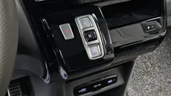 2022 Hyundai Staria Lounge 7-Seater — фото 9