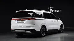 2022 Kia Carnival Diesel 7-Seater Signature — фото 2