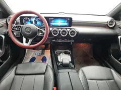 2022 Mercedes-Benz A-Class A200d Sedan — фото 14