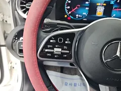 2022 Mercedes-Benz A-Class A200d Sedan — фото 16