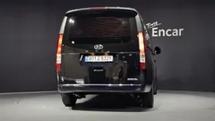 2023 Hyundai Staria Cargo 3-Seater — фото 4