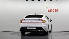 2022 Hyundai Sonata 2.0 — фото 4