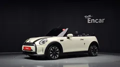 2022 Mini Cooper Convertible Classic Launch Pack, белый — фото 1