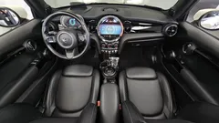 2022 Mini Cooper Convertible Classic Launch Pack, белый — фото 7