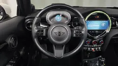 2022 Mini Cooper Convertible Classic Launch Pack, белый — фото 13