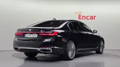 2022 BMW 7-Series 730d xDrive Design Pure Excellence — фото 2