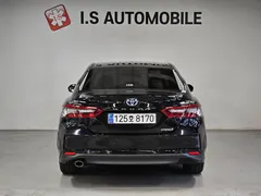 2023 Toyota Camry 2.5 XLE Hybrid, чёрный — фото 3