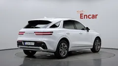 2023 Genesis GV70 2.5T Gasoline 2WD — фото 2