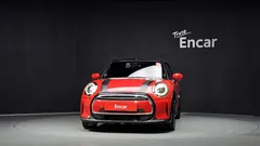 2022 Mini Cooper Convertible Classic Launch Pack, красный — фото 3