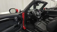 2022 Mini Cooper Convertible Classic Launch Pack, красный — фото 10