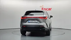 2024 Lexus NX Premium — фото 4