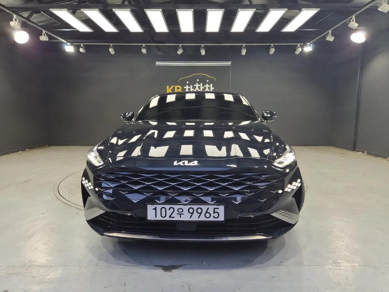 2023 Kia K8 2.5 Gasoline 2WD
