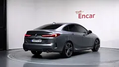 2022 BMW 2-Series 220i M Sports — фото 2