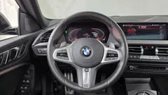 2022 BMW 2-Series 220i M Sports — фото 13