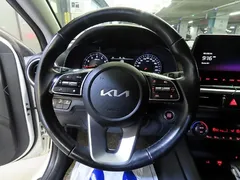 2022 Kia K3 1.6, белый — фото 8