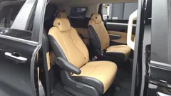 2023 Kia Carnival Diesel 9-Seater Prestige — фото 12