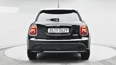 2023 Mini Cooper 5Door Classic — фото 3