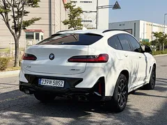 2023 BMW X4 xDrive20i M Sports Pro — фото 2