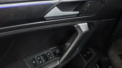 2022 Volkswagen Tiguan 2.0 TDI Premium — фото 19