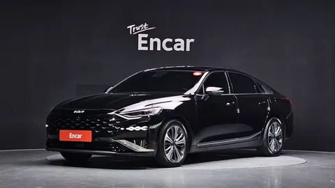 2023 Kia K8 Signature