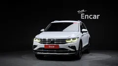 2022 Volkswagen Tiguan 2.0 TDI Premium — фото 3