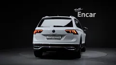 2022 Volkswagen Tiguan 2.0 TDI Premium — фото 4