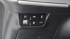 2023 Hyundai Grandeur 3.0 LPi Rent Car — фото 12