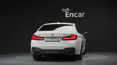 2022 BMW 5-Series 530i xDrive M Sport Package — фото 4