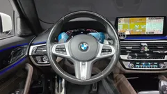 2022 BMW 5-Series 530i xDrive M Sport Package — фото 14