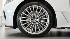 2022 BMW Gran Turismo 640i xDrive Luxury — фото 5