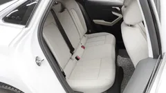 2023 Audi A3 40 TFSI, белый — фото 17
