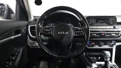 2023 Kia Seltos Gasoline 1.6 Turbo 4WD — фото 13