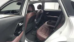 2022 Kia Niro 1.6 HEV, белый — фото 11