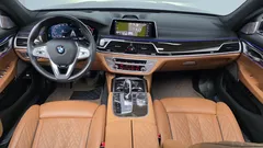2022 BMW 7-Series 740Li xDrive Design Pure Excellence — фото 7