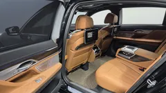 2022 BMW 7-Series 740Li xDrive Design Pure Excellence — фото 12